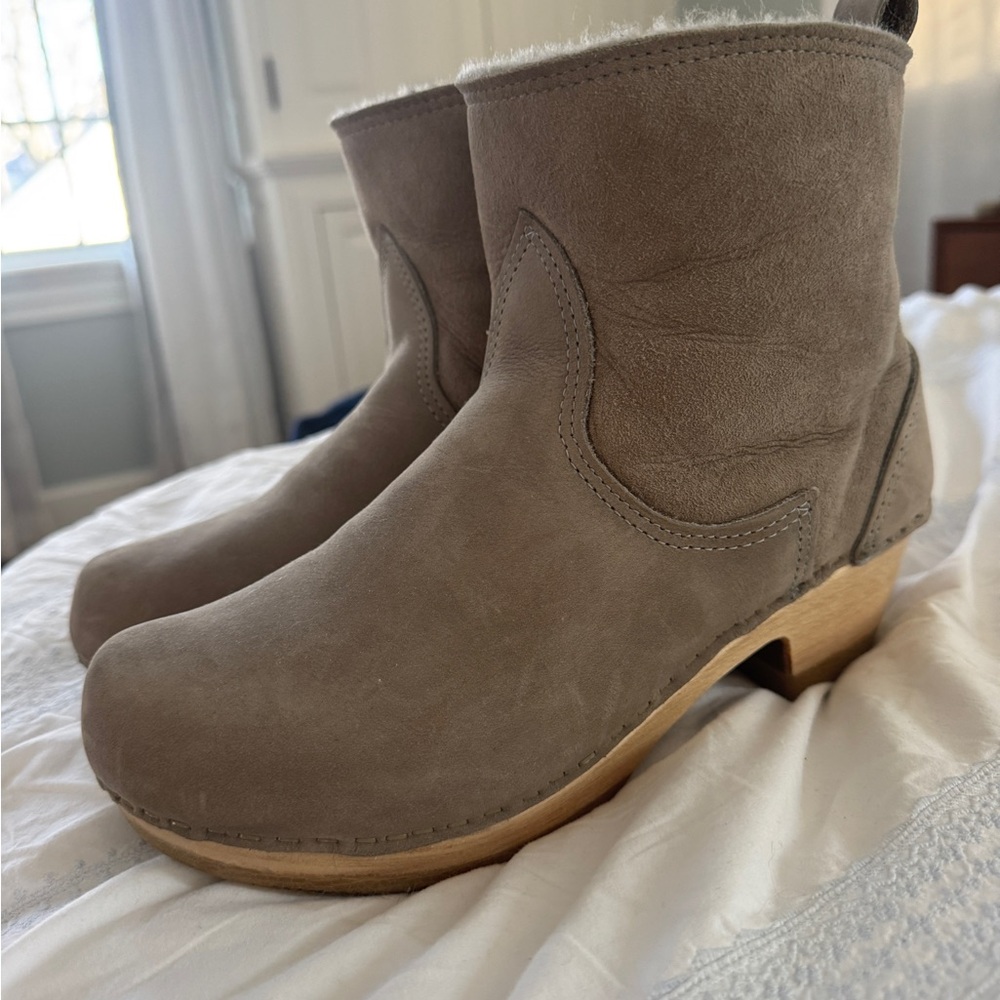 No 6 shearling clog boot